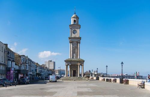 Herne Bay Apartment | Bun Penny Apartment by Keepers Cottages