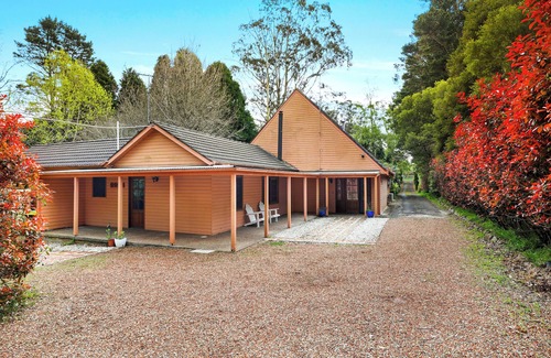 Mittagong House | 'Bundaleer' - Among the Trees