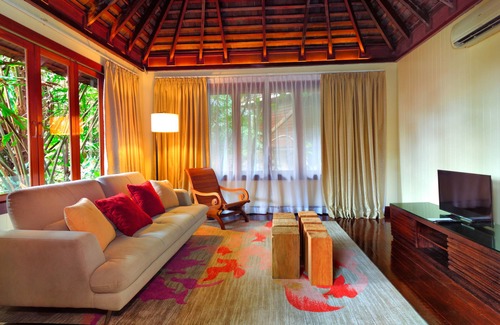 Pulau Gaya Resort | Bunga Raya Island Resort & Spa