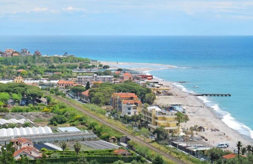 Villanova d'Albenga House | Bungalow B (AEG401) by Interhome