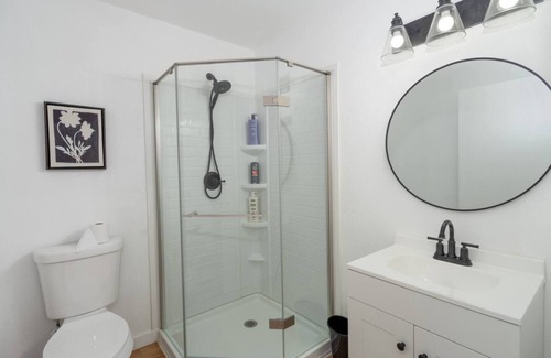 Bayview Apartment | Bungalow Bottom Floor Only