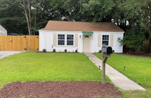 North Charleston House | Bungalow Close to Park Circle!
