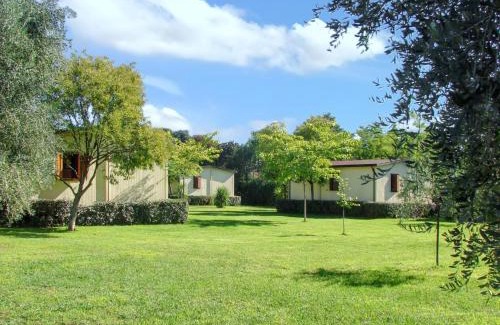 Santa-Lucia-di-Moriani House | Bungalow confortable à Santa-Lucia-di-Moriani 38 m² jardin spacieux