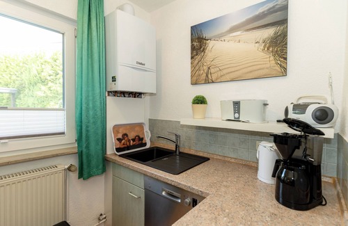 Alt Gaarz House | Bungalow/cottage in the heart of Rerik - 100m to the beach - gr. Terrace - Wi-Fi