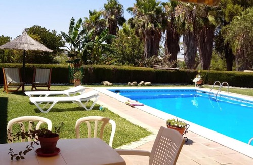Arcos de la Frontera Apartment | Bungalow Cuesta de la Rosa. Casita rural con encanto y vistas