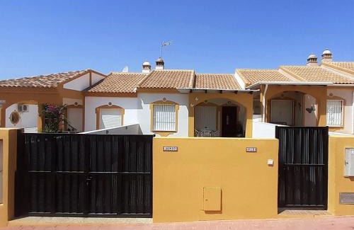 Mazarron House | Bungalow Flor de Lirio