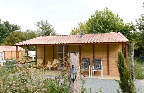 Saint-Andre-dAllas House | BUNGALOW
