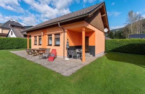 Gloednitz Apartment | Bungalow in Glödnitz near Ski Slopes