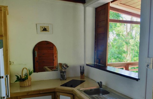 Mahaut House | Bungalow-Luxury-Ensuite-PMR - Woch Nwe