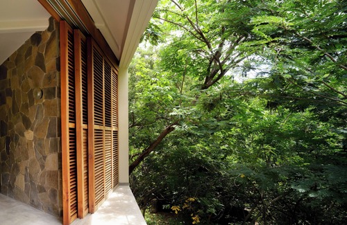 Santa Maria Tonameca House | Bungalow Nature View. Dive into the pure essence of nature.