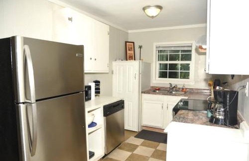 Grand Bay House | Bungalow near Main Street - #2