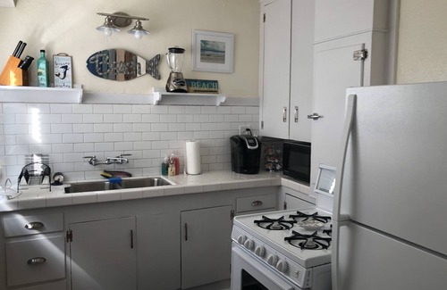 Bluff Heights Apartment | Bungulow on the beach