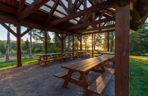 Greenville Ski Chalet | Bunk in shared room with shared bathroom