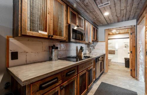 Lazy Acres House | Bunkhouse