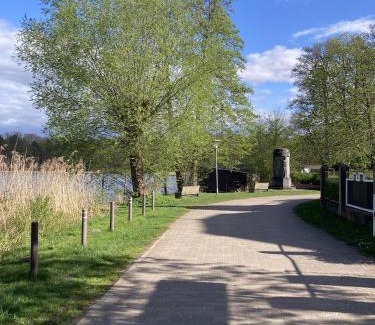 Rheinsberg Resort | Bunte Ferienhaussiedlung