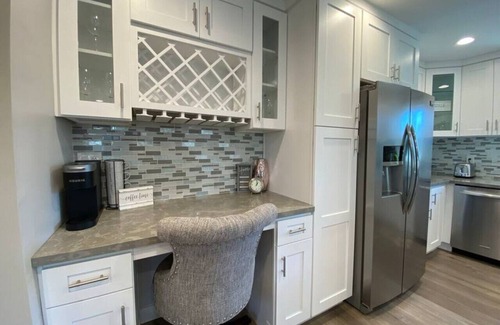 Burbank House | Burbank Luxury 2-Story Home with Amazing Views!