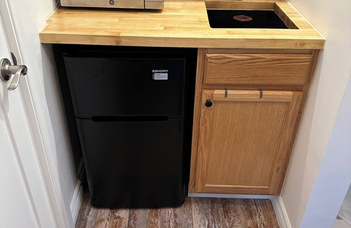 Burbank House | Burbank Private Efficiency Unit