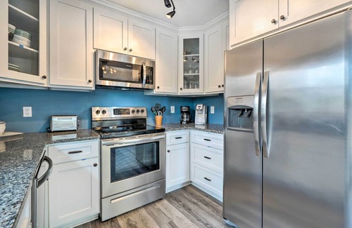 Burgaw House | Burgaw Getaway w/On-Site River Access!