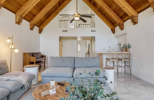 Temecula Villa | Burgundy by AvantStay | Basketball Crt, Pool, Hot Tub, Outdoor Kitchen!