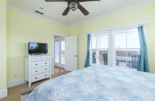 Oceanmarsh Subdivision House | Buried Treasure - Great Marsh Views on Harbor!