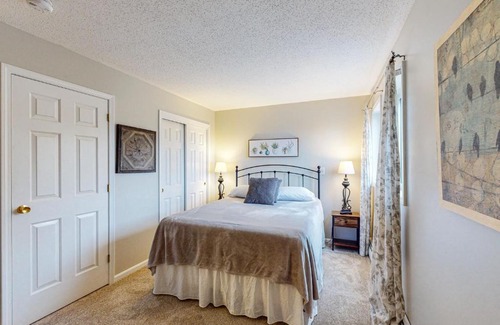 East Burke Hotel | Burke Mountain Bliss