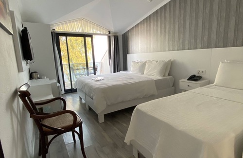Gulbahce Mahallesi Hotel | Burla Han Hotel