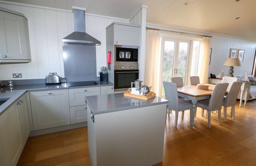 Barnsdale Cottage | Burley