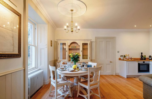 Inverurie House | BURNHERVIE HOUSE, pet friendly, with open fire in Inverurie