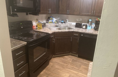 Burnsville Apartment | Burnsville Getaway