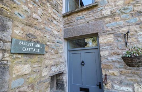 Sedbergh House | Burnt Mill Cottage