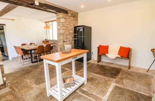 Sedbergh Cottage | BURNT MILL COTTAGE, pet friendly, with open fire in Sedbergh