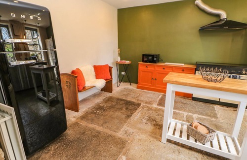 Sedbergh Cottage | BURNT MILL COTTAGE, pet friendly, with open fire in Sedbergh