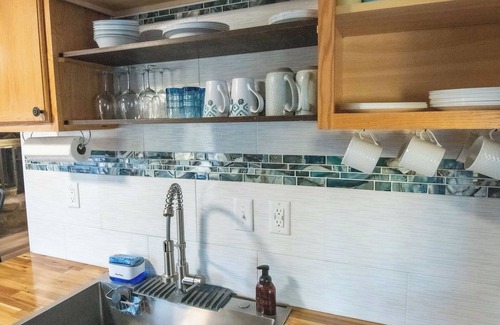 Iron Springs House | Burnt Ranch Bungalow-Family Friendly!
