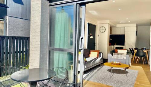 Albert Town House | Burrows Hutch Wanaka
