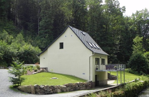 Stolpen House | Buschmuehle holiday home - right on the banks of the Wesenitz river