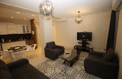 Saburtalo Apartment | BUSINESS CLASS APARTMENTS in the city center with Free Transfers from/to Airport