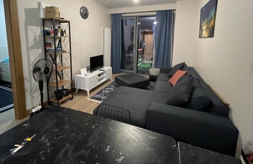 Kadikoy Apartment | Business-Friendly Residence Flat in Fikirtepe