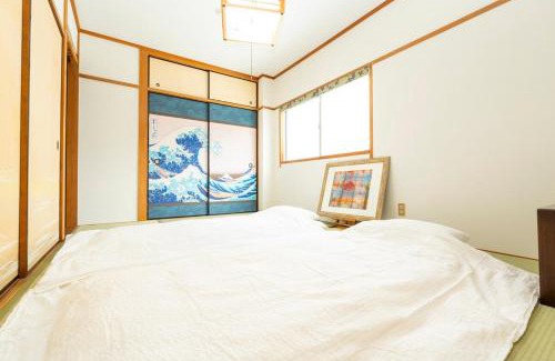 Miyakojima Apartment | BUSON A cozy Japanese House upto 8 Guests and Close to Station