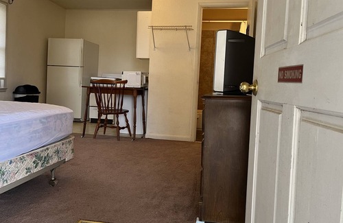 Butler Apartment | Butler Room For Rent