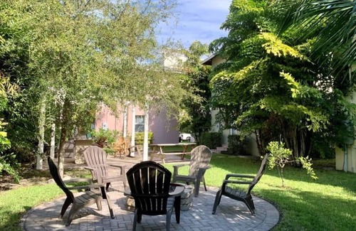 Grandview Heights House | Buttercup - Charming Home on Quiet Street Near the Convention Center