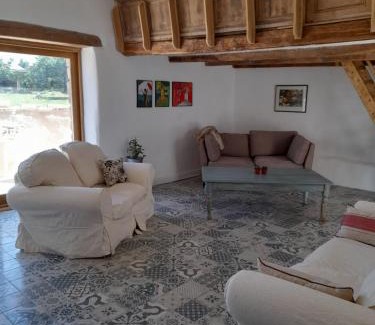 Caunay Apartment | Butterfly Cottage