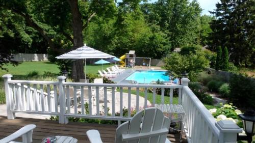 Lakeside House | Butterfly Pool House