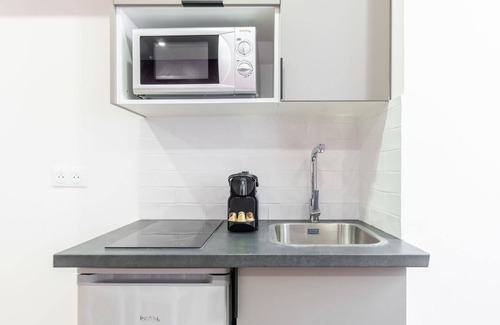 Amerique Apartment | Buttes Chaumont 5 - Two Bedroom Apartment, Sleeps 6
