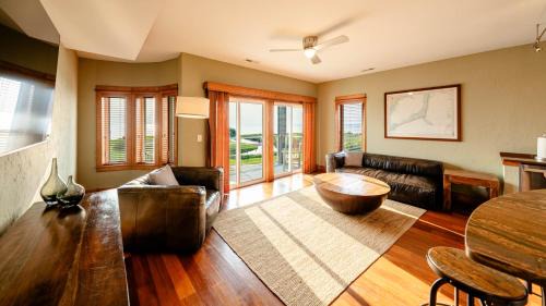 Waves Apartment | Buxton Slick - Waterfront 2-Bedroom, 2-Bathroom Suite at REAL Watersports