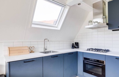 Zwiggelte House | Buzzerd I Nordic Home with Relaxing Garden