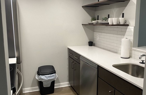 Cardozo Apartment | Buzzing H St Corridor penthouse Style Unit with Amazing Balcony and 360 View