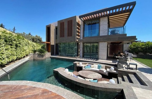 Bitez Villa | BV-159 Villa with 5+1 Pool and Pier in Bitez