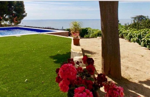 Canet de Mar House | BV-CN001 - VILLA CRISTAL