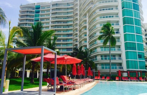 Ixtapa Apartment | BVG Marina 1004S Ocean Front Condo 2Br 2Bthr beach acces