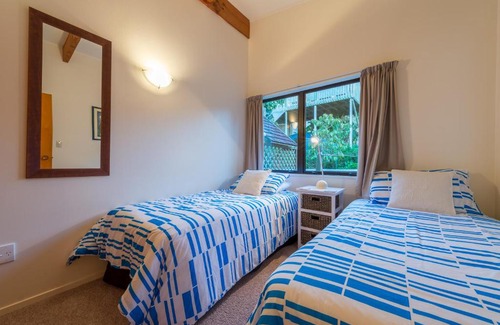 Coopers Beach Apartment | By the Bay Beachfront Apartments